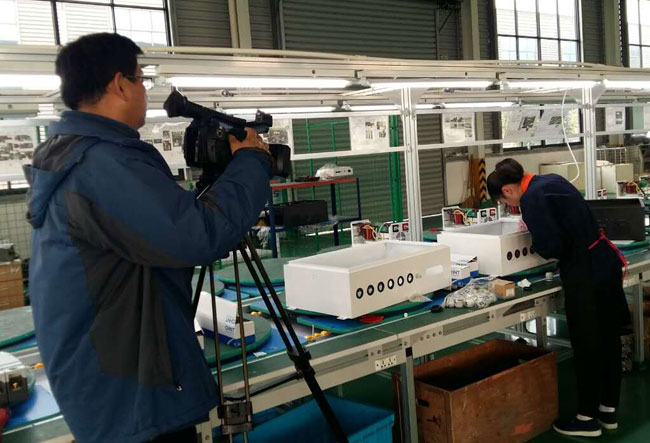 黄石电视台再次来我公司举行采访